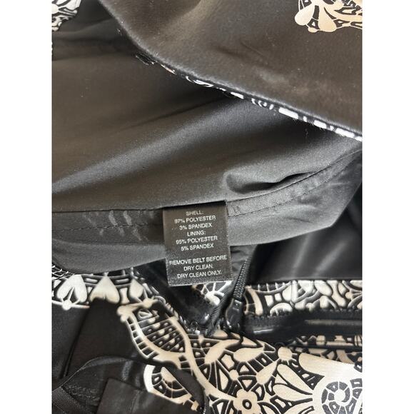 WHBM Strapless Black and White Minidress Fitted Silhouette Y2K style Size 0 - Picture 10 of 11